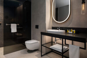 Johannesburg Marriott Hotel Melrose Arch - Deluxe Room Bathroom